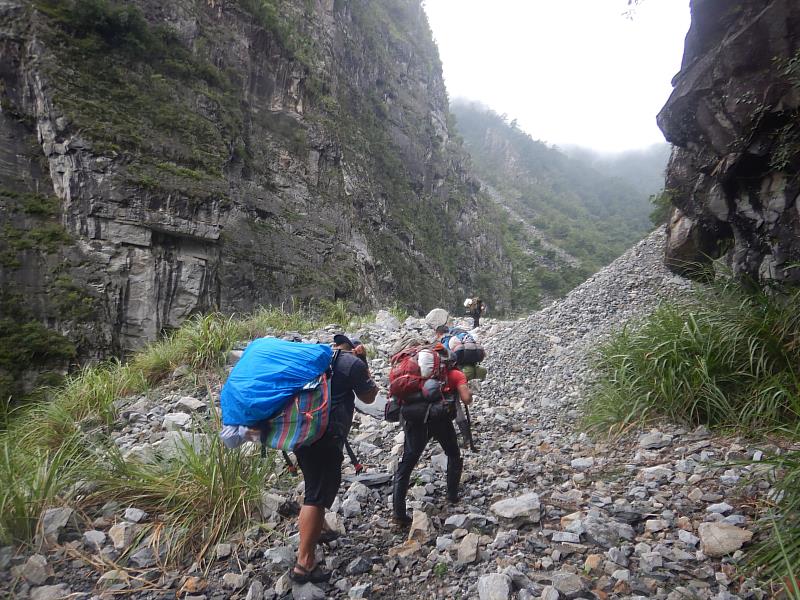 深山特遣勤務。