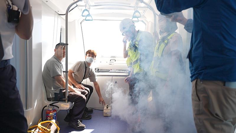 初勘模擬列車火災應變。