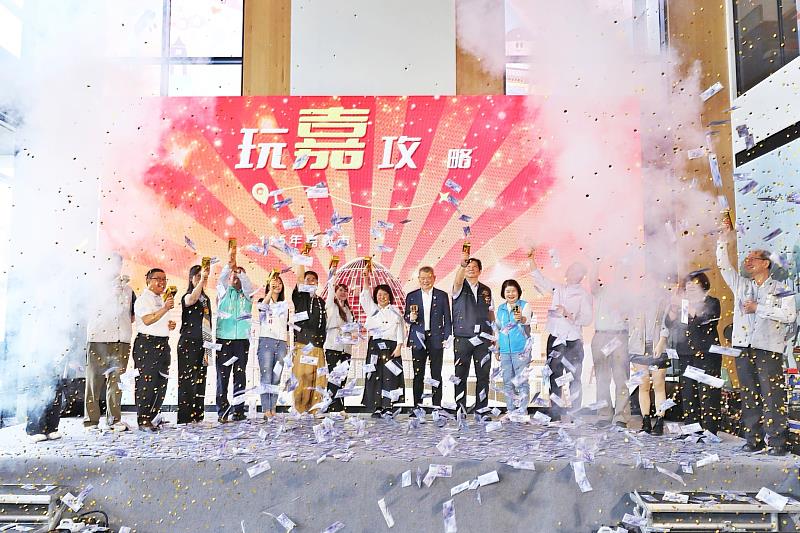 黃敏惠市長宣布嘉義市投入2千萬補助國旅自由行。