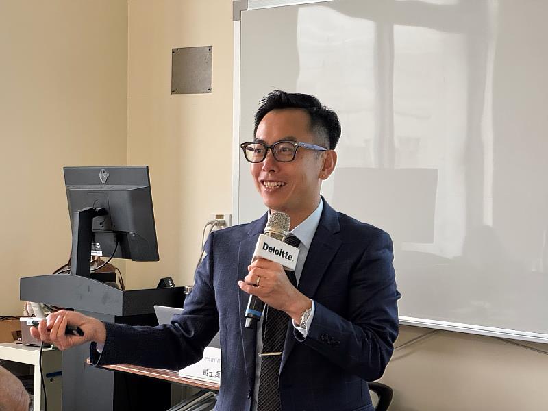 精誠資訊股份有限公司協理林淦偉。