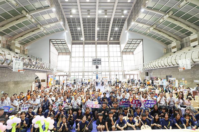 嘉義市舉辦114學年度國民中小學閱讀表揚活動暨閱讀說書人成果展。