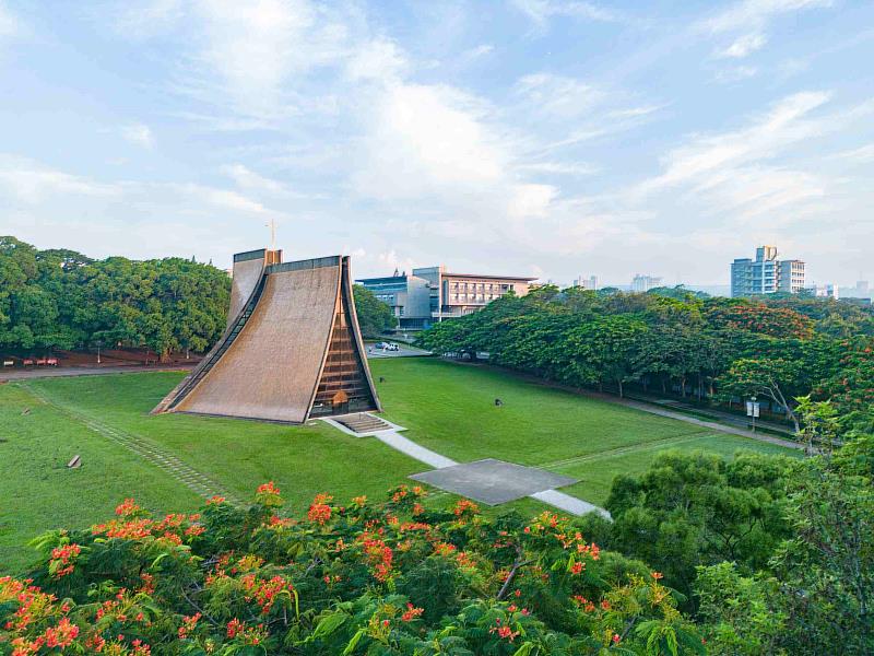 5月14日前總統蔡英文將走入東海大學當一日客座教授，分享執政初期如何面對「從無到有」的治理挑戰、調適心理韌性、以及執政過程的溝通、取捨等經驗。