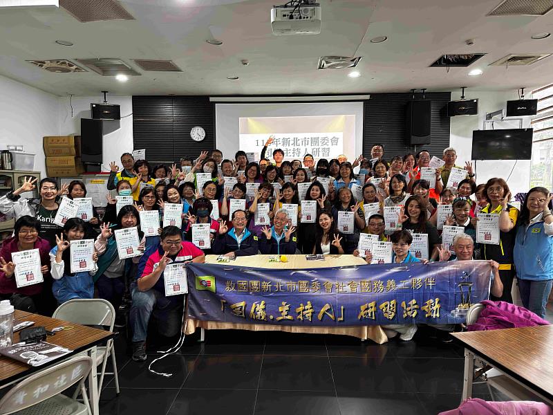 結業式大合照。