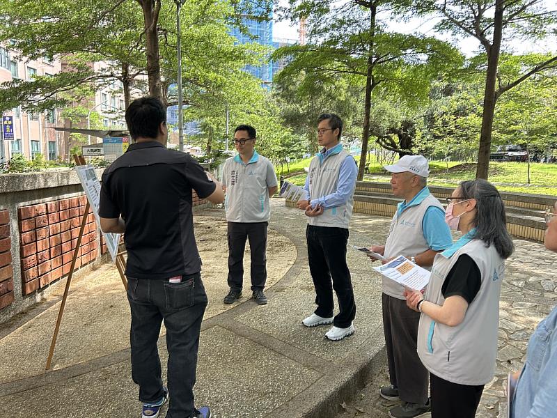 副市長林琨瀚代表市長高虹安前往凌雲公園視察。