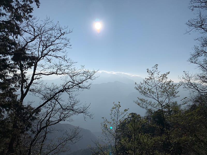 穿越雲端秘境 挑戰自我極限－救國團「阿溪縱走森林野營隊」經典重現