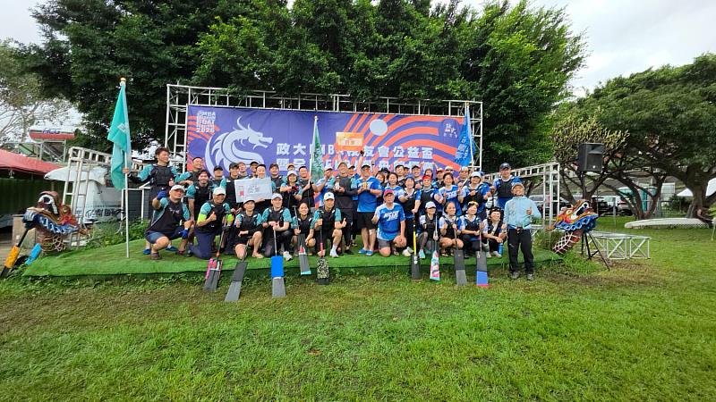 校際賽由政大EMBA奪冠，台大EMBA亞軍。兩隊在河道上不分軒輊，政大最終以2秒之差險勝；台大EMBA一如既往展現堅強的競爭力，與政大EMBA共同演繹了一場精彩絕倫的巔峰對決，充分體現兩校深厚的運動底蘊。