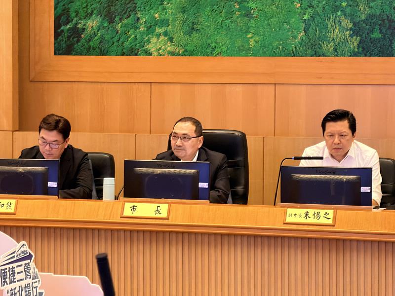 侯市長推動捷運七線齊發。