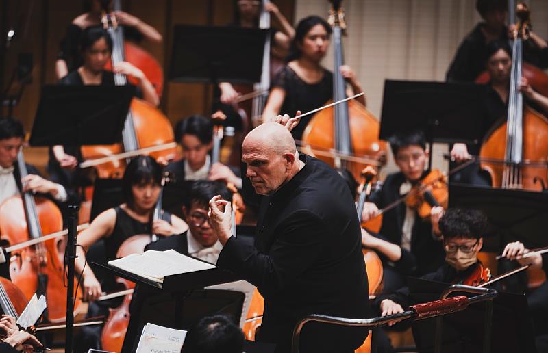 長榮交響樂團宣布延攬魏靖儀出任首席，展現持續接軌國際的決心。