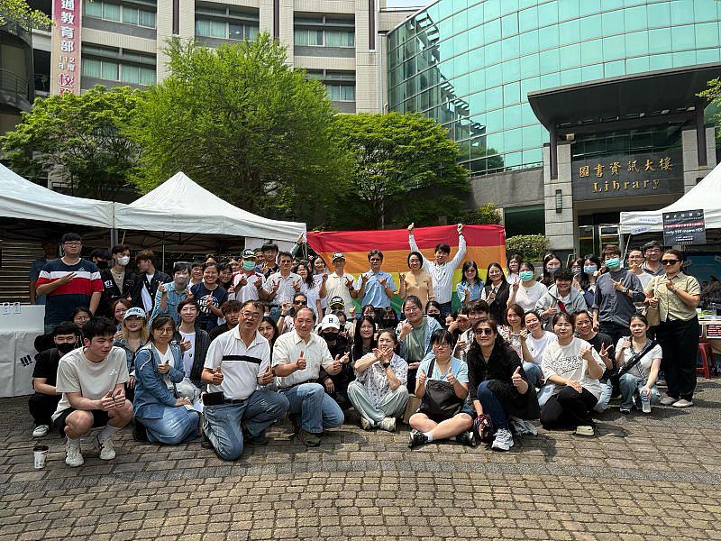 響應丹寧日活動 元培師生倡議性別友善 反對性別暴力