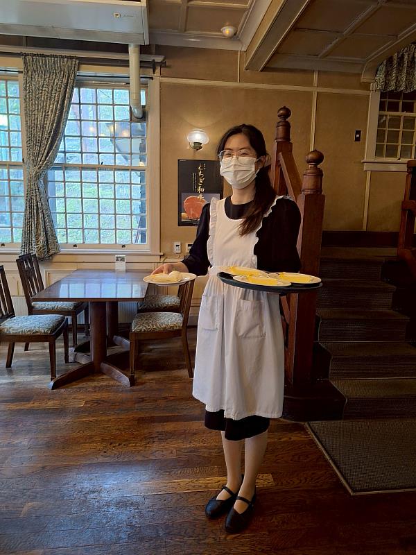 儀態訓練與細節講究學習，感受到高度的接待品質與職人精神。