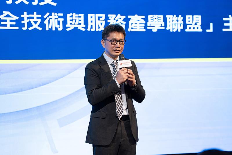 中興大學林詠章教授致詞。