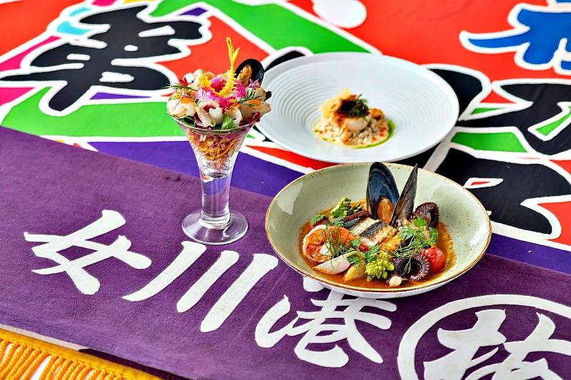 不能錯過女川名產秋刀魚麵包、扇貝串燒、女川咖哩、當地最新潮流的網美飲品、女川的海鮮現場燒烤等當地美食。