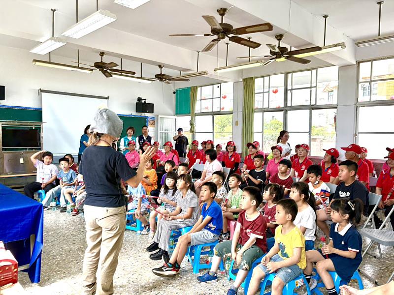福龍協會攜手月眉國小老幼共融超有愛