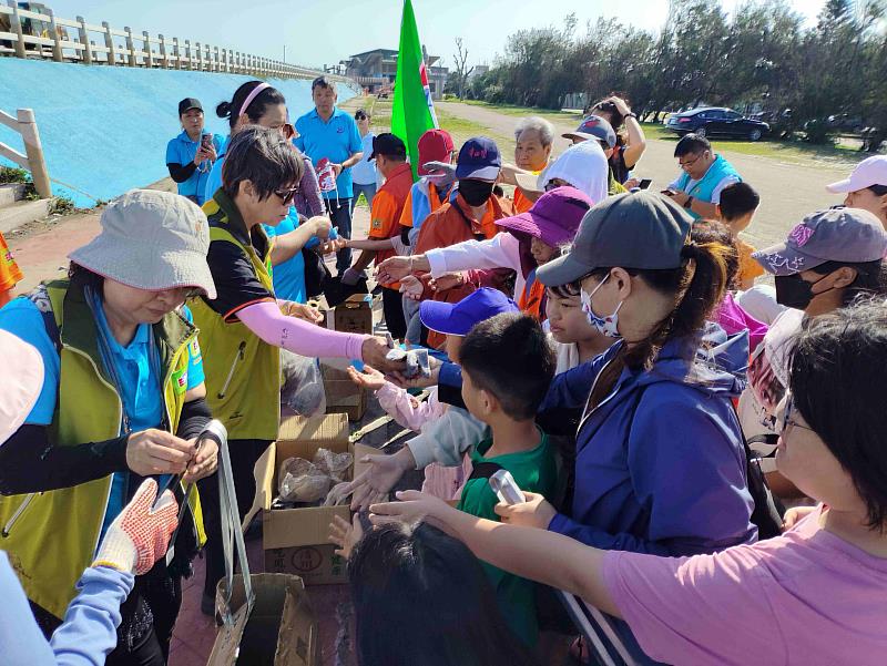 救國團號召全民反毒淨灘共築健康苗栗。