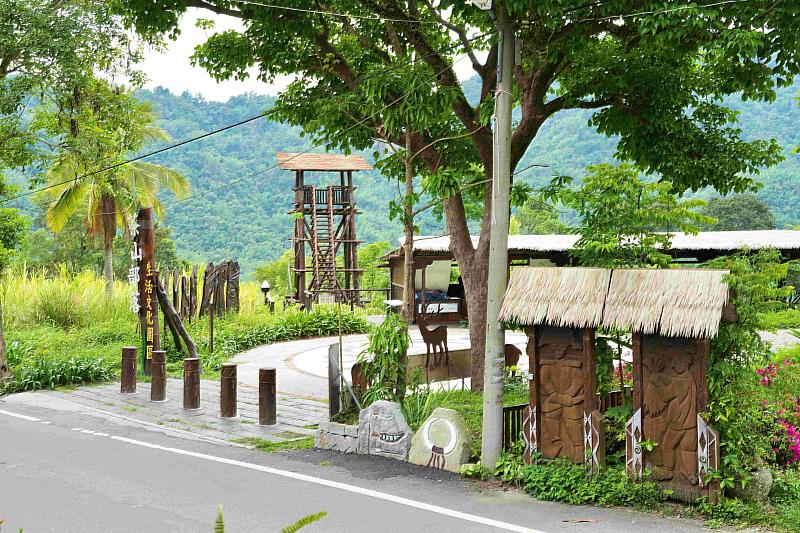 阿里山茶山賞螢趣 親子走讀部落生活