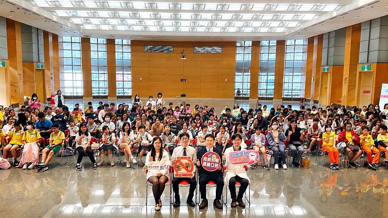 今（6）日在新北市政府6樓大禮堂舉辦2026年新北市國小學童潔牙觀摩，共22所學校激烈角逐。