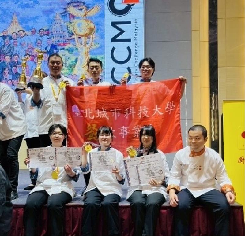 「素東坡肉、荔枝魚球」神還原 城市科大團隊驚豔海外為台爭光