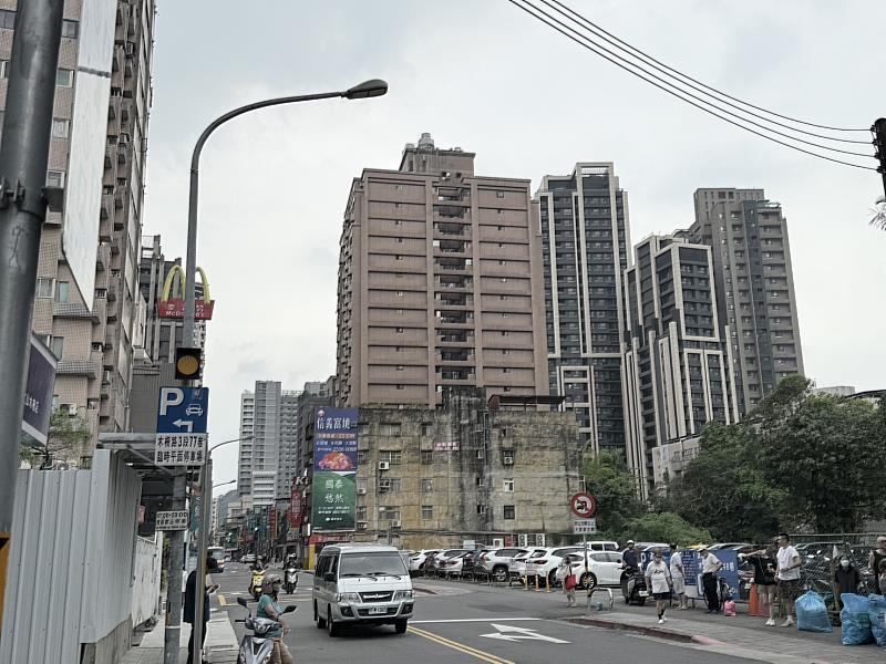 木柵生活圈因離台北市中心近、生活機能佳,吸引有剛性需求的買盤。