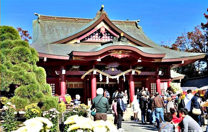 日本3大稻荷神社之一的笠間稻荷神社，創建於西元651年，是祈求五穀豐收、商業繁盛與生活安定的神社。
