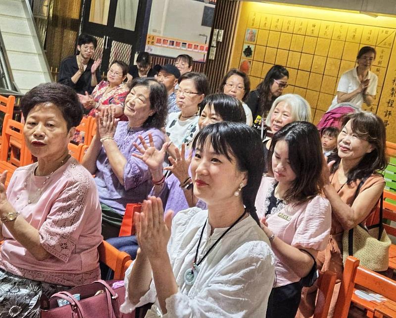 紫藤20週年光華璀璨 陪伴社區婦女青春年華