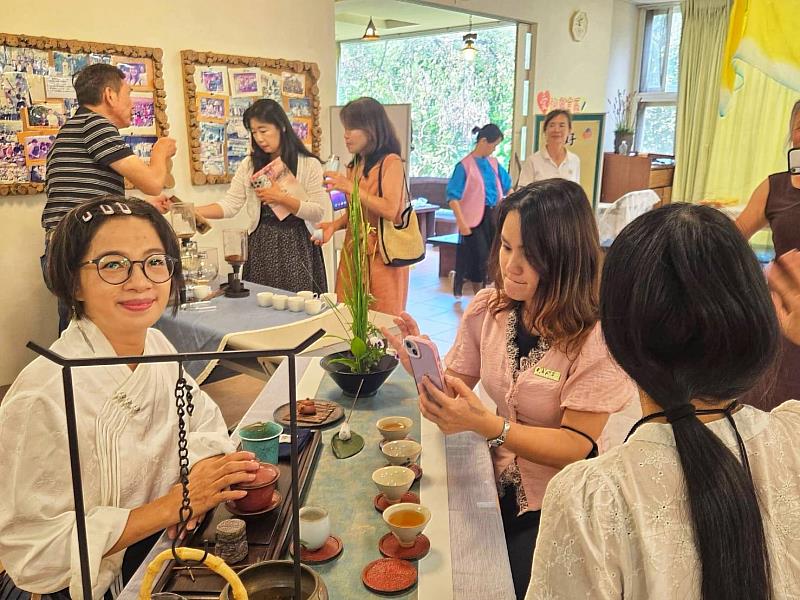 紫藤20週年光華璀璨 陪伴社區婦女青春年華