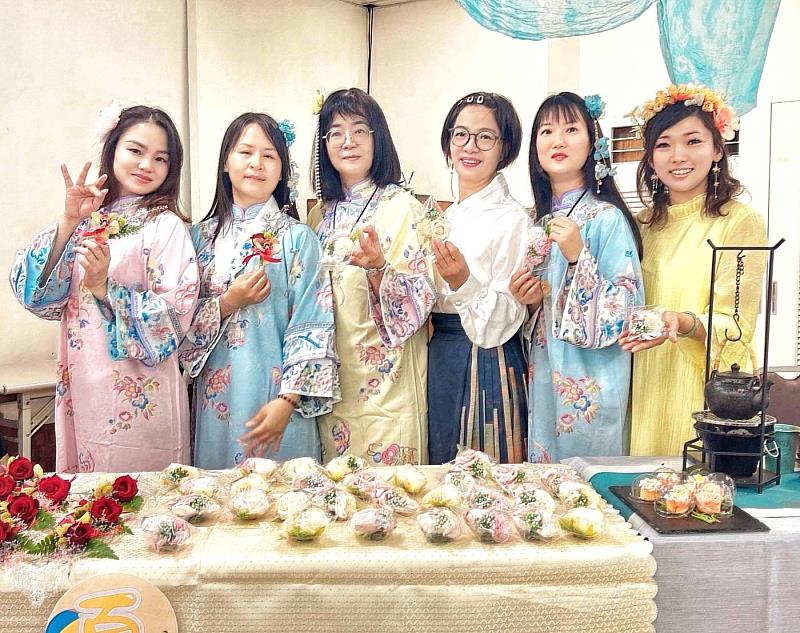 紫藤20週年光華璀璨 陪伴社區婦女青春年華