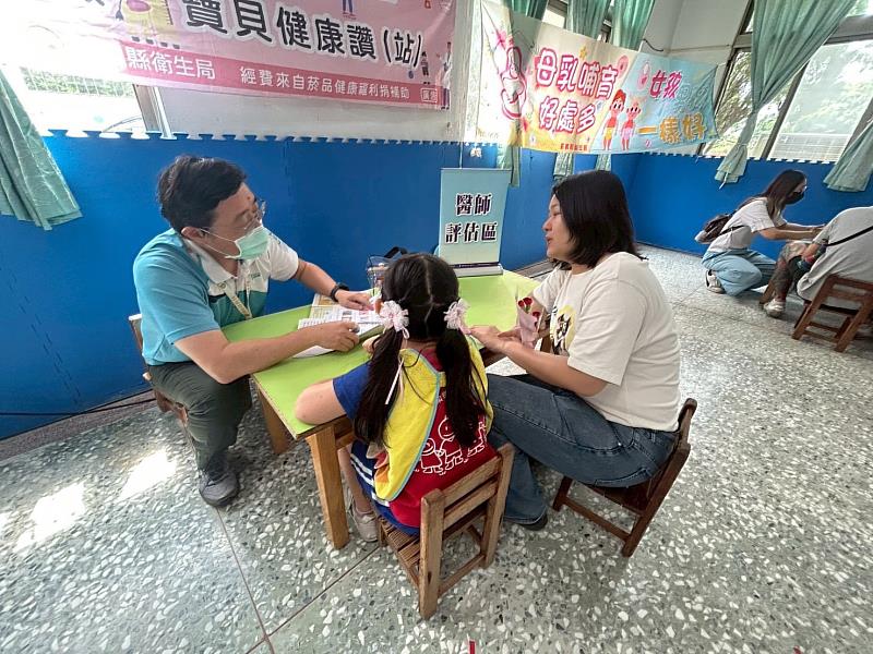 愛在六腳 母親節守護孩子每一步成長