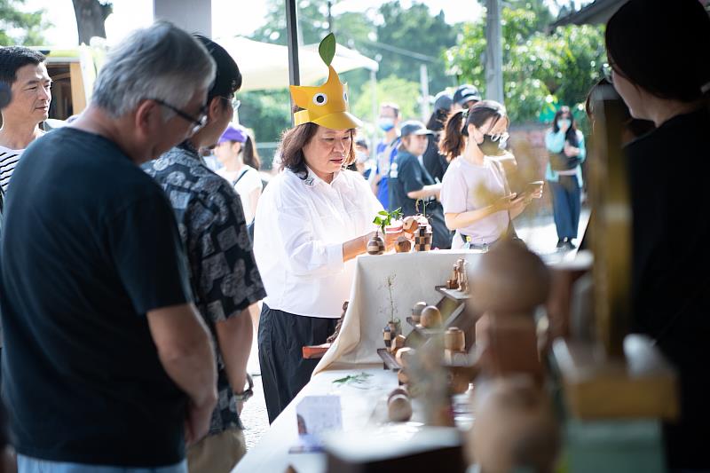 舊監宿舍群「木日小市」皮友齊聚 漫遊木都歡度母親節