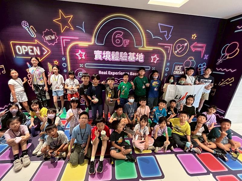 金牌小健將戶外參訪活動。