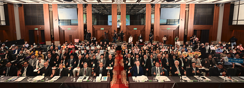 精彩活動吸引產官學專家共襄盛舉，並與得獎單位熱烈交流。