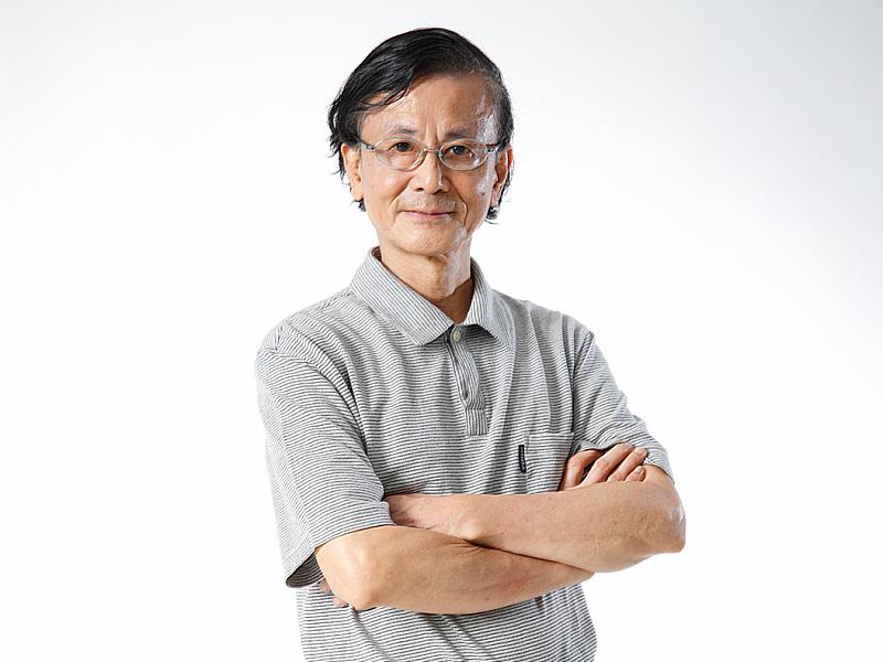 藝術家蒲浩明，作品橫跨雕塑、書法與空間裝置創作，持續探索生命、時間與宇宙的形體語言。