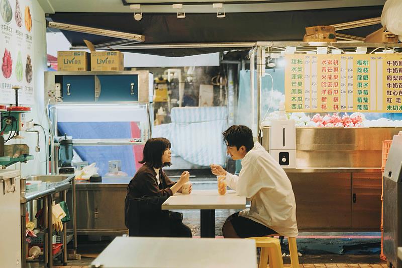 臺日合製愛情片《鼠一般的你》，改編自吉本芭娜娜小說，由導演真壁幸紀執導，並由岸井雪乃與曾敬驊主演。