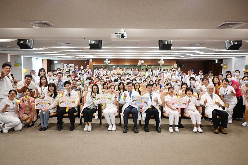 台南市立安南醫院舉辦512國際護師節慶祝活動。