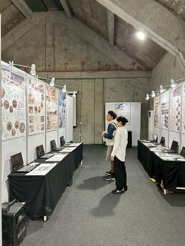 南華大學產設系「綻形」畢展巡迴登場，展現新世代設計創造力。
