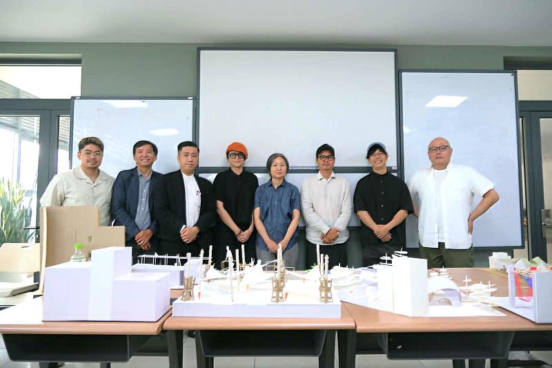 元智藝術與設計學系近日攜手日本東京理科大學建築學科、越南胡志明經濟大學科技與設計學院，共同舉辦「Reading Our Cities」國際設計工作坊。