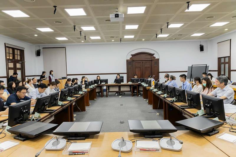新竹市政府今（14）日召開「新竹市兒童及少年福利與權益促進委員會」。
