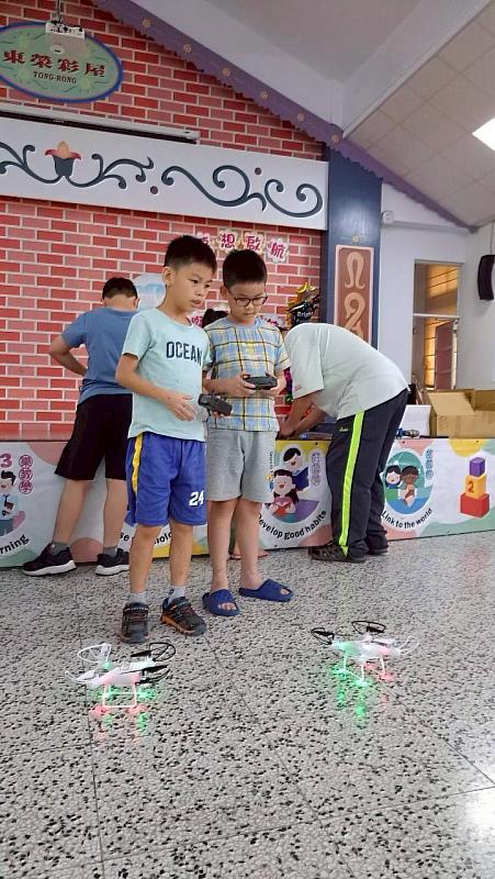 「AI無人機足球營」熱血登場