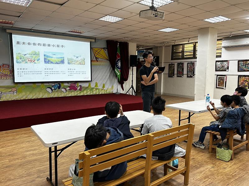 科技與運動的完美結合！115年暑期夏令營「無人機x飛行足球大冒險」假屏東忠孝國小熱血登場
