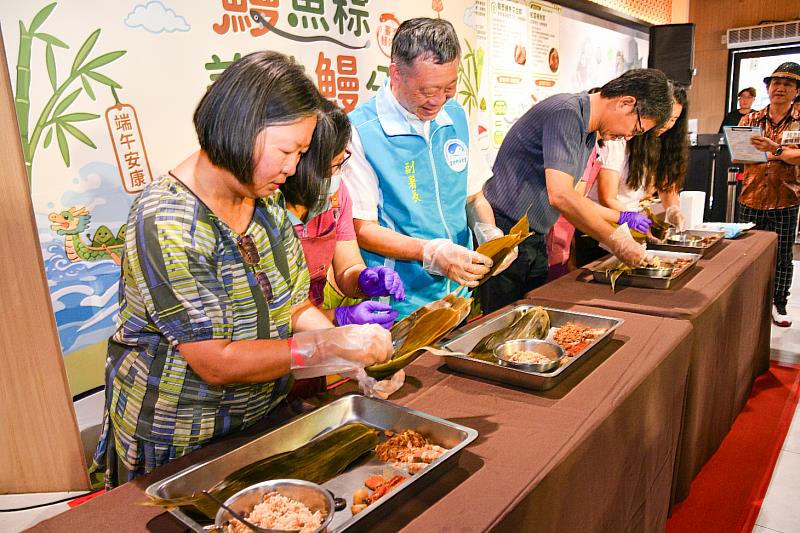 【鰻魚粽．美味鰻分】手工現包體驗秀