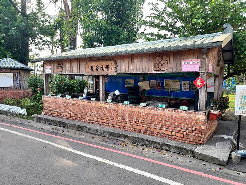 嘉市王田里獲低碳永續家園「銀級」認證 成推動綠能減碳典範