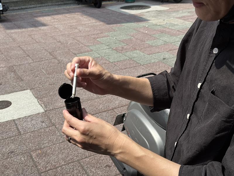 嘉市推「撿菸蒂換好禮」 響應環保行動送清潔用品
