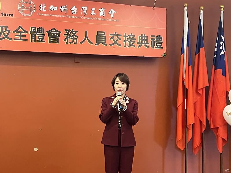 僑務委員會副委員長李姸慧致詞。