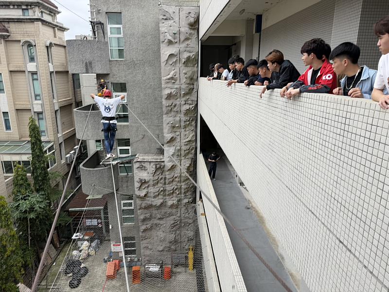敏實科大參訪新竹市消防教育訓練基地。