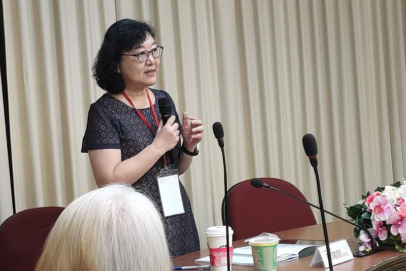 南大USR「為偏鄉而教」計畫主持人歐陽誾教授於論壇總結交流成果，期盼持續深化跨校合作與偏鄉教育實踐。