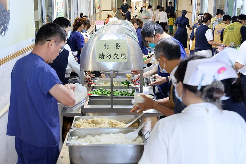 未來花蓮慈院將持續堅持低碳飲食、推動循環經濟與落實ESG承諾，期盼由院內同仁做起，將「淨零綠生活」的理念延伸至就醫民眾與社區，攜手為地球永續盡一分心力。