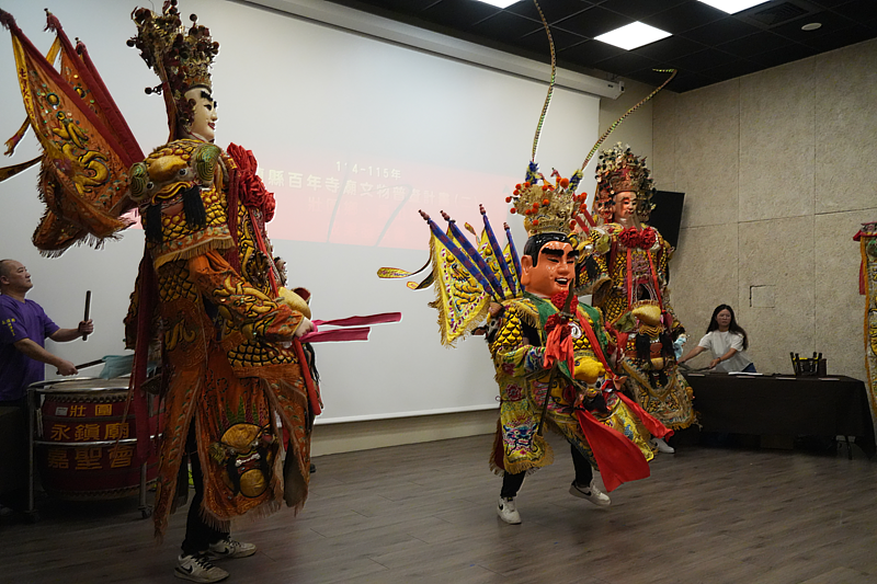 壯圍永鎮廟嘉聖會輔順將軍、別駕將軍、中壇元帥演出情形，呈現地方廟宇陣頭與民俗文化。