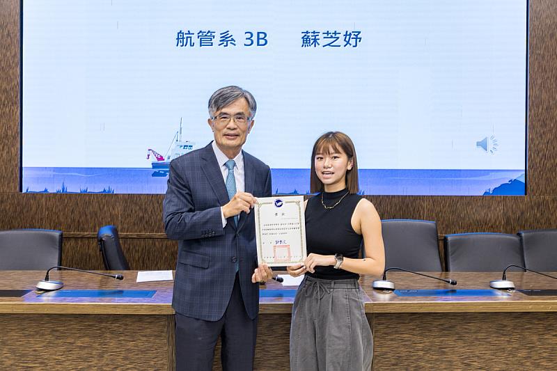 航運管理學系蘇芝妤同學獲得多益滿分成績。