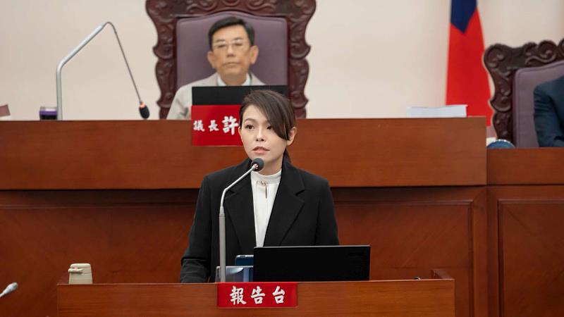 高虹安市長赴議會施政報告