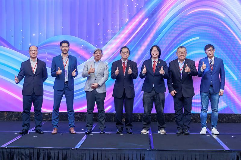 「2026 Asia International AI Smart City Summit亞洲AI智慧城市年會」，中、日、美跨國專家於開幕分享顛覆性的風控創新觀點。
