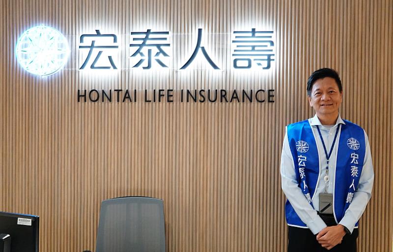 宏泰人壽期望透過董事擔任一日客服,能深入了解客戶需求,精進未來服務。